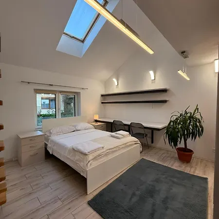 La Casa Decebal- Centru *